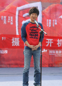 女教师群聊八卦被拘起诉公安被驳回小视频